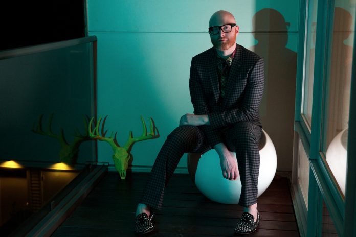 musicguide_loganlynn_cc_web
