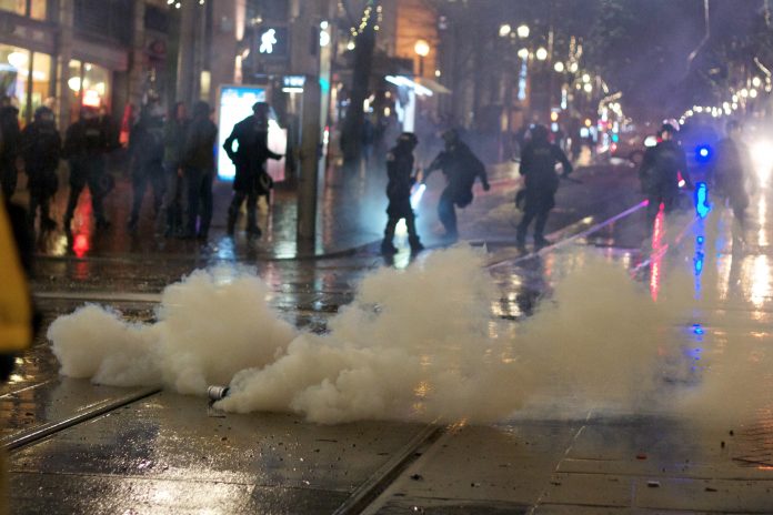 news_protest_2