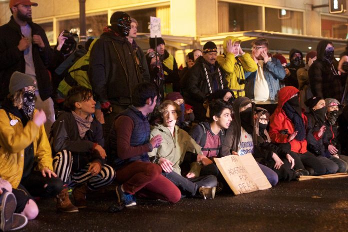 news_protest_3