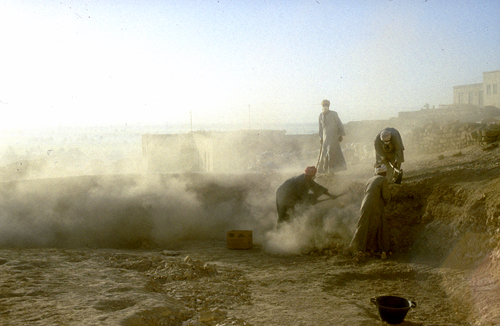 Sands of time: Strudwick’s team digs at the Theban Tomb “TT99” site on the West Bank of the Nile in 1997. 