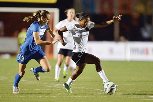 Nikki Washington gave Portland an unassailable 2-0 advantage with a goal in the second half on Saturday. Photo by © USA Today Sports