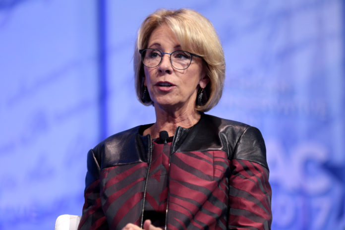 Betsy_DeVos_(32288212144)